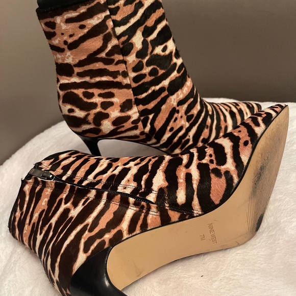 Boots - Picture 1 of 4